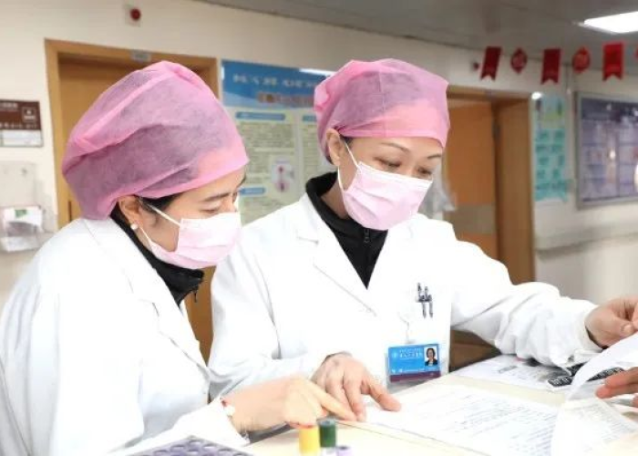 疫情期间带病工作的人们（疫情期间带领大家）