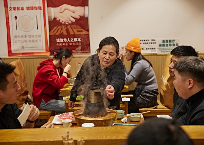 疫情期间的成长故事三年级（三年级写疫情期间感人的故事有哪些）