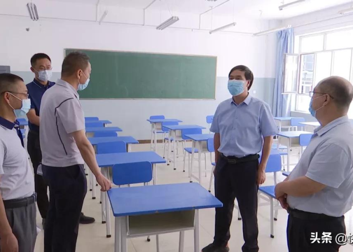 疫情常态化防控（疫情常态化防控地区考场内的考生座位横向间距在）