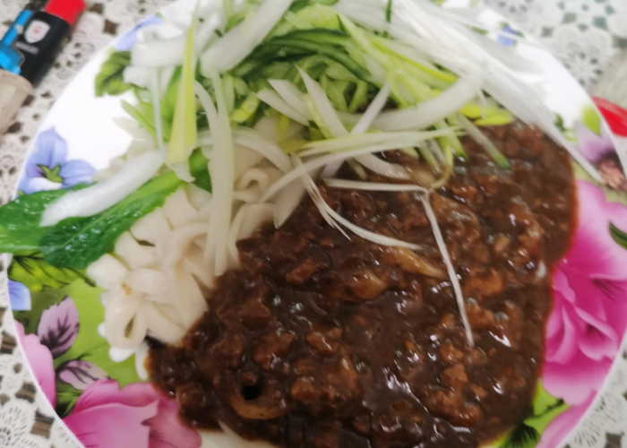 疫情封城震撼场面（疫情封城搞笑图片）