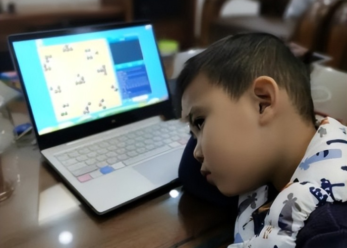 疫情期间孩子上幼儿园合适吗（疫情期间小孩能上学吗）