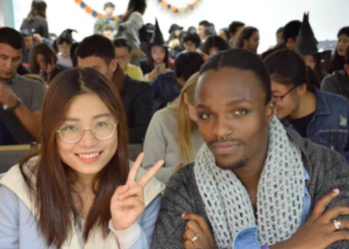 疫情期间孩子适合出国留学吗（疫情期间带孩子出国）