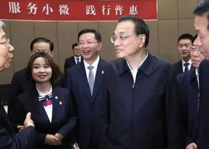 疫情当下做什么行业比较好赚钱（疫情当下做什么行业比较好赚钱呢）