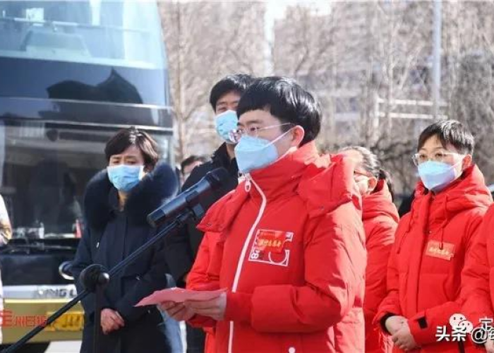 武汉疫情白衣天使出征感人视频（武汉抗疫白衣天使）