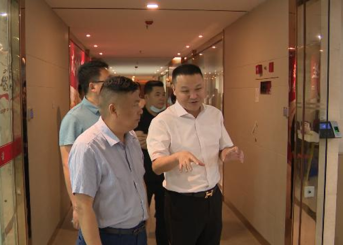 疫情中的温暖事例作文400字（疫情中的温暖作文500字叙事）