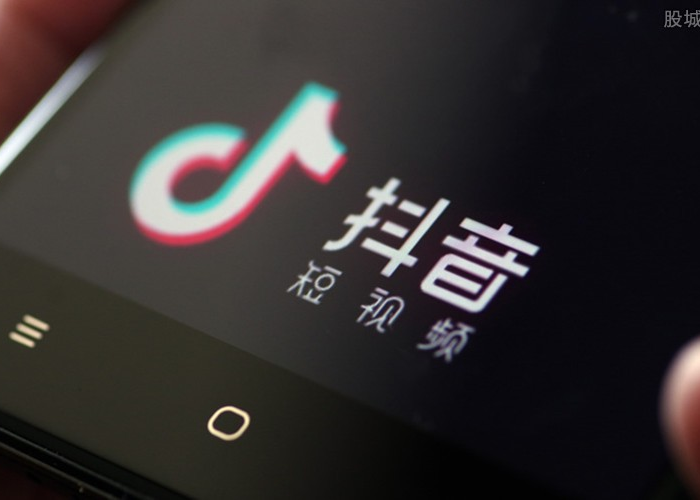 新冠疫情抖音号（疫情期间火的抖音账号）