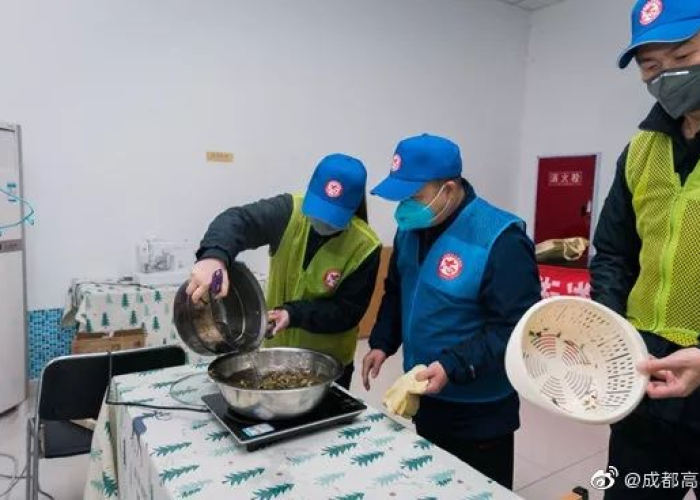 疫情期间发生的感人故事（疫情期间出现的感人故事）