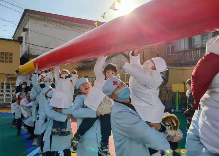 抗击疫情视频幼儿园（抗疫情表演视频幼儿）
