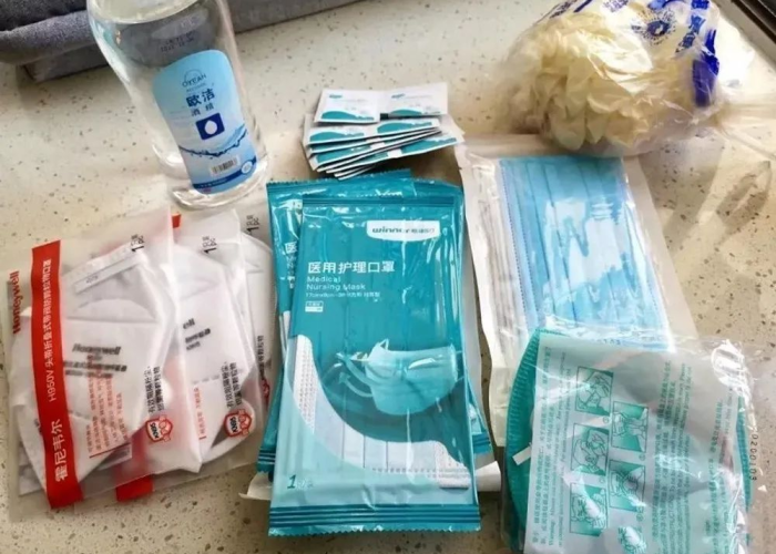 疫情期间需要的医用物资（疫情期间医疗箱里备什么）