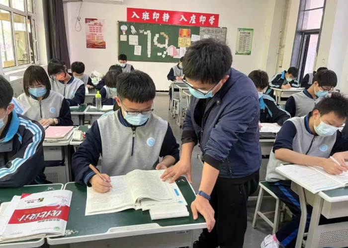 疫情期间志愿者事迹100字（疫情期间志愿者事迹100字怎么写）