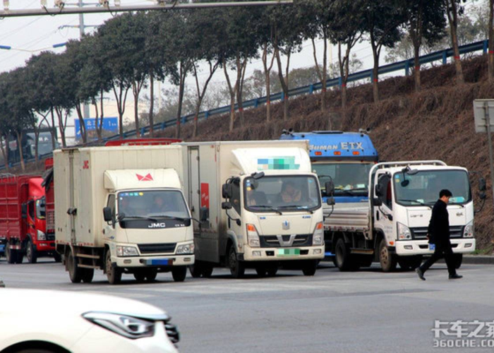 疫情期间成都市货车限行政策（成都疫情期间货车可以进城吗）