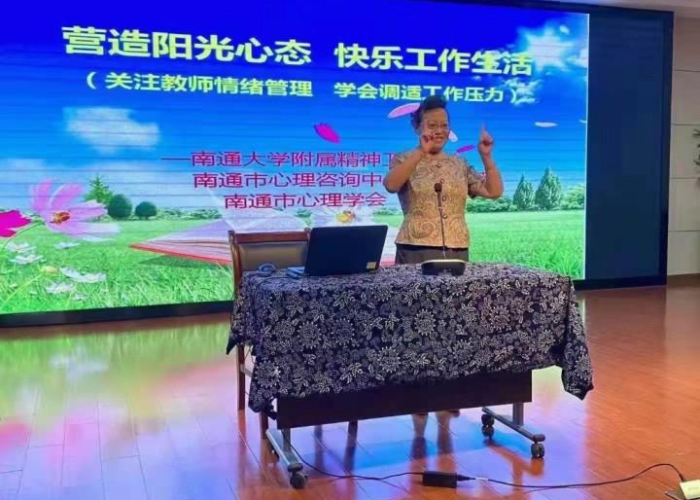 疫情的背后的真实故事（疫情背后的英雄故事）