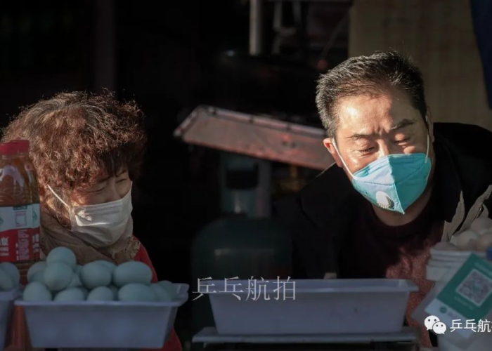 疫情老百姓怎么生活（疫情之下,老百姓日子怎么过）