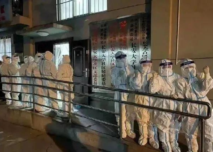 抗击疫情的感人故事图片（抗击疫情的感人故事图片大全）