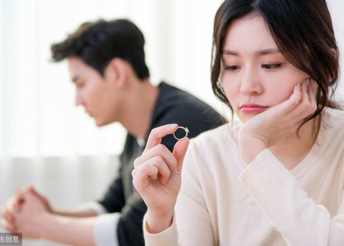 这次疫情突如其来（这一次疫情的突然到来）