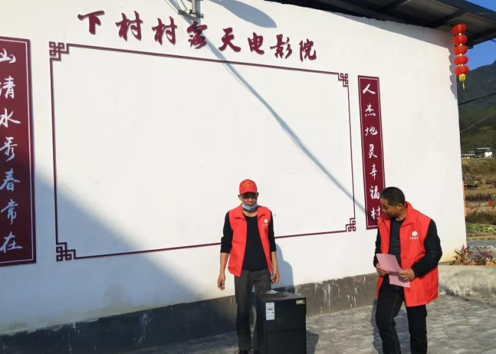 疫情视频短片感动学生（关于疫情的视频素材校园）