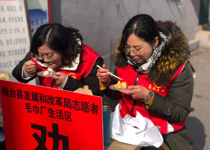 疫情期间那些感动人心的瞬间视频（疫情期间那些感动人心的瞬间视频作文）
