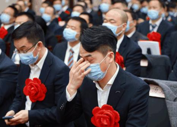 个人先进事迹怎么写联系疫情（先进个人主要事迹范文疫情）