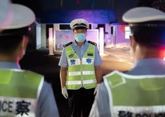 全球疫情为什么不降（全球疫情为何如此严重）