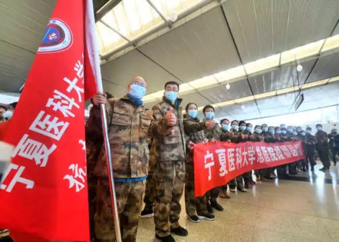 支援湖北抗击疫情视频（支援湖北抗疫医疗队胜利返回的现场报道）
