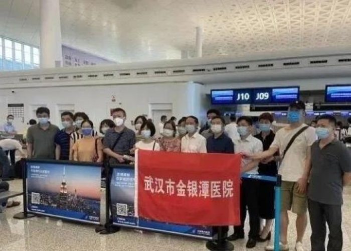 支援湖北抗击疫情视频（支援湖北抗疫医疗队胜利返回的现场报道）