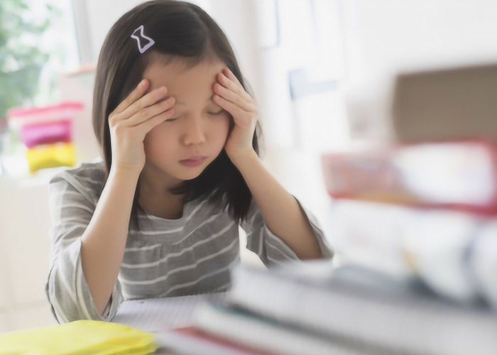 疫情期间孩子不想上学的说说（孩子因为疫情不能上学一直在家家长快崩溃了）