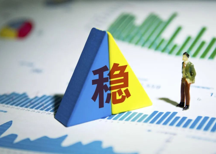 连续三年的疫情影响着各行各业（疫情持续两三年）