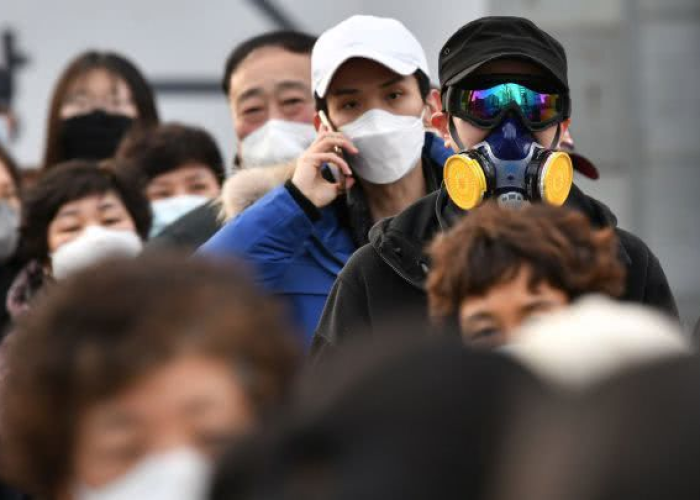 疫情口罩厂小伙（疫情下的口罩贩子）