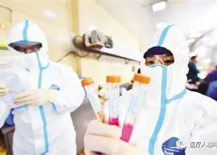 新冠肺炎疫情的感人故事（新冠肺炎疫情感人的事迹真人真事）