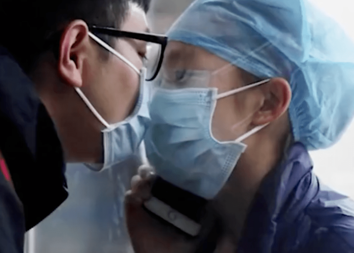 2020年疫情感人的故事有哪些（10个疫情感人故事,每一个都让人落泪!!!）