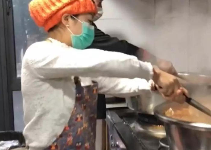疫情放开后没人去商场了（疫情商场没人怎么办）