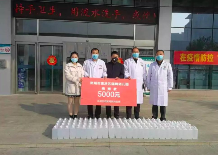 郑州疫情医护人员感人视频（郑州医护人员抗击疫情图片）