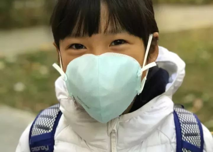 疫情口罩小孩（防疫情儿童口罩买什么样的好）