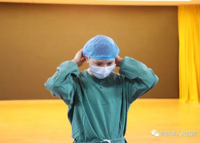 广西疫情医护人员的事迹（广西疫情医护人员的事迹作文）