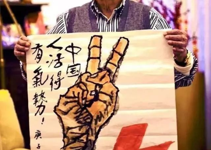 疫情期间的中国英雄故事（全中国疫情期间涌现出来的英雄事迹）