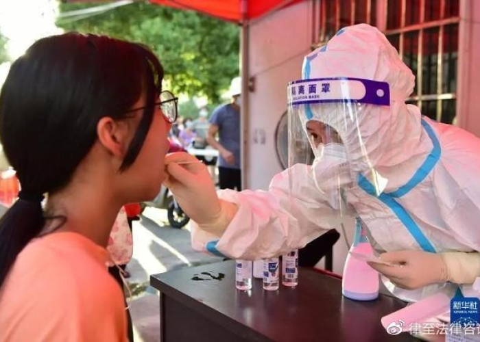 疫情感人图片素材（疫情感人瞬间图片高清）