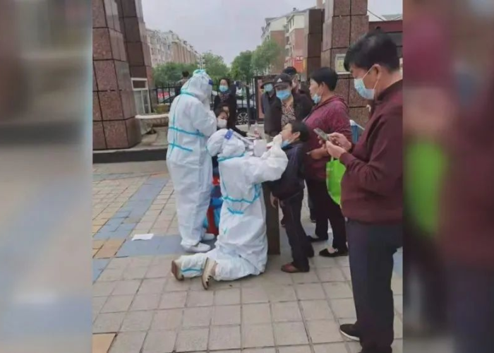 新冠疫情下的感人瞬间（新冠疫情下的感人瞬间视频）