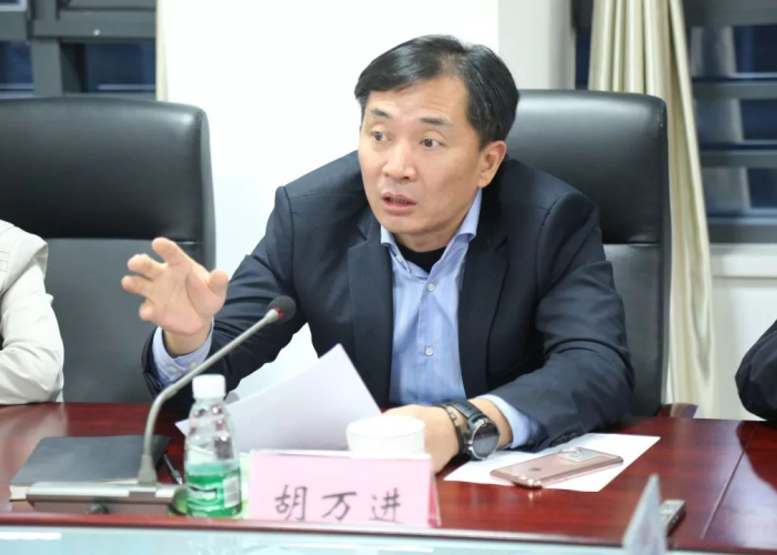 疫情期间有哪些官员被免职（疫情期间哪些高官被处置）