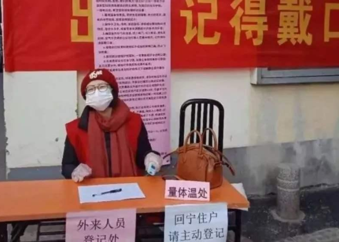 新冠疫情时期图片（疫情新冠状病毒图片）