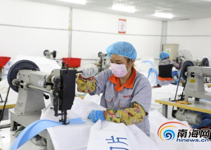 疫情期间感人的故事作文450字（疫情时期的感人故事作文450到500字）