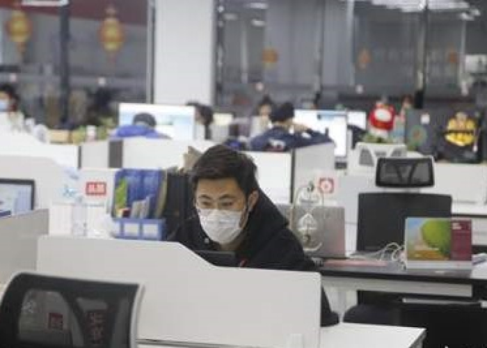 疫情期间公司为啥要求必须住厂（疫情期间公司强制要求员工出差）