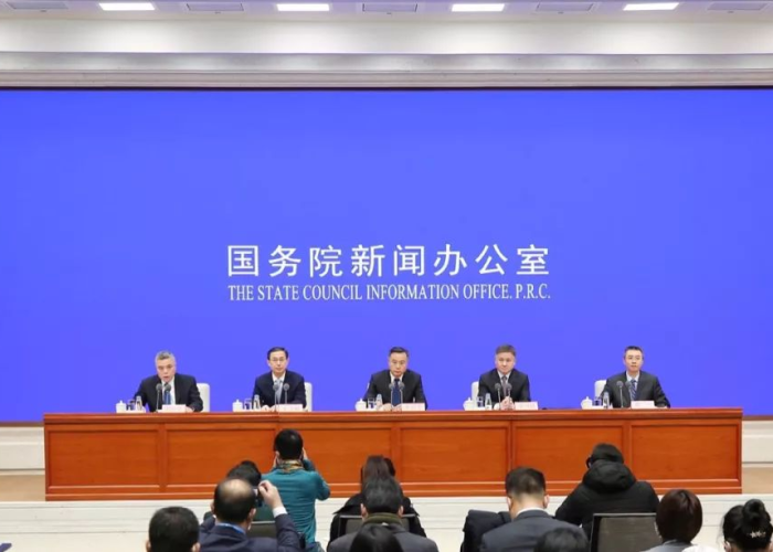 疫情对经济的打击有多大（疫情对经济的伤害）