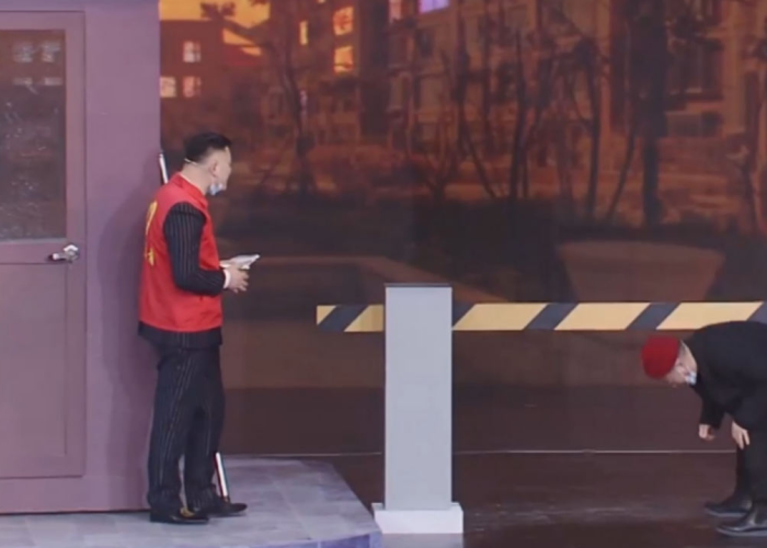 疫情期间的感动瞬间小品（5分钟抗疫情感人小品4人）