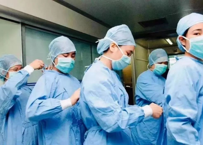 三年疫情感人瞬间医护人员凯旋（疫情医护人员感人视频）