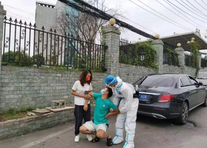 疫情中一件难忘的事300字（疫情中难忘的一件事600字优秀作文）