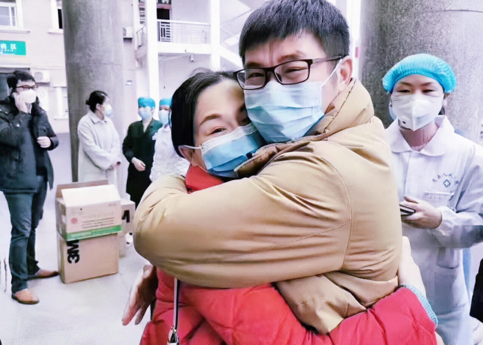 疫情视频短片感动医护人员请战书（疫情医生感人视频）