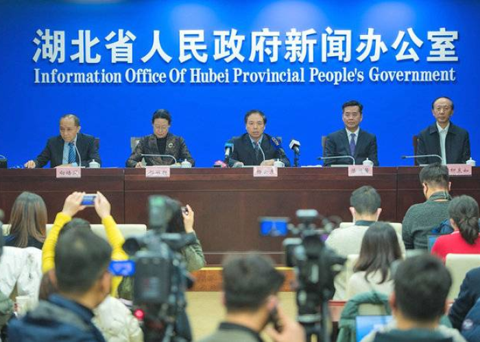 湖北因疫情处理的官员现状（湖北疫情处罚官员）