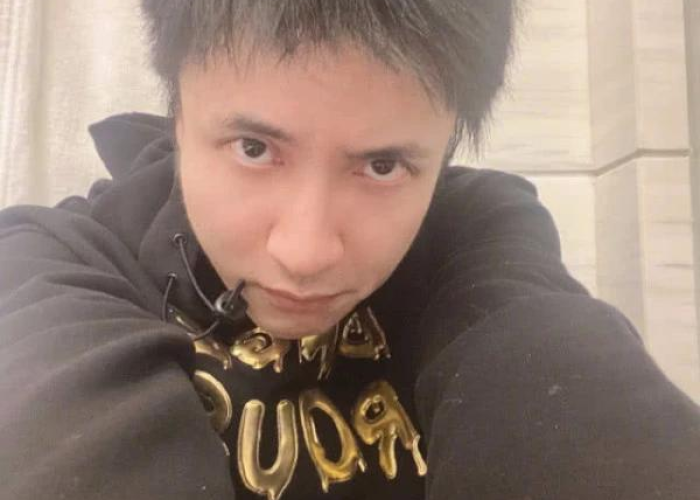 疫情在家剪头发男生（疫情期间去剪头发危险吗）