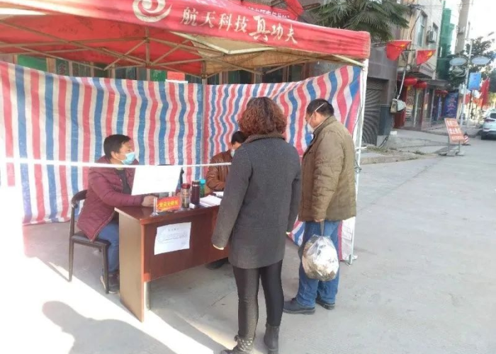 疫情期间理发店工资怎么发放（疫情 理发店）