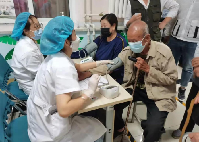 老年人疫情期间需要注意哪些问题（老人疫情防控措施）